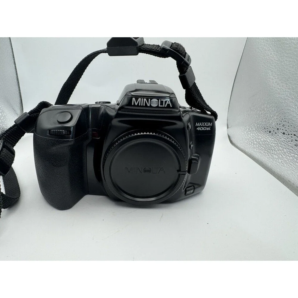 Minolta Maxxum 400 si Film Camera With Tamron for Minolta 80-210mm Lens